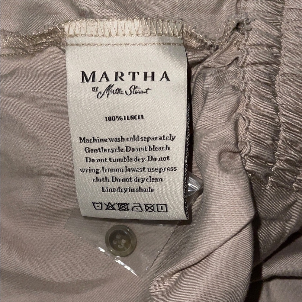 Martha Stewart Women’s Utility Washed Taupe Jumpsuit 100% Tencel Size 12 - Picture 3 of 4